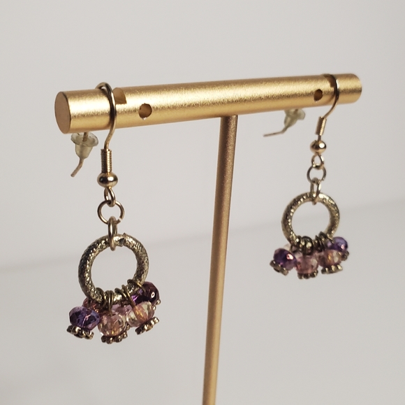 Purple beaded dangle circle earrings - vintage 1.5" long. - Picture 2 of 8